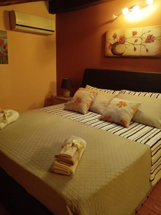 מילו Petite Maison Dell'Etna מראה חיצוני תמונה